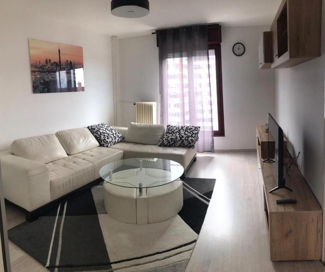 Apartment Vrbani Zagreb Luaran gambar